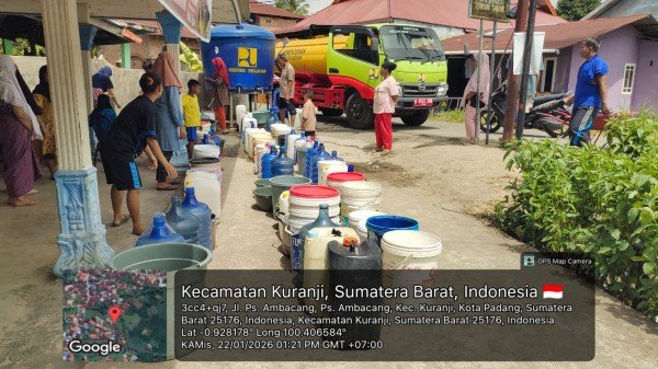 dampak perpindahan alur sungai batang kuranji kementerian pu respons cepat tangani krisis air bersih akibat sumur warga kering whatsapp image 2026 01 23 at 17.44.11